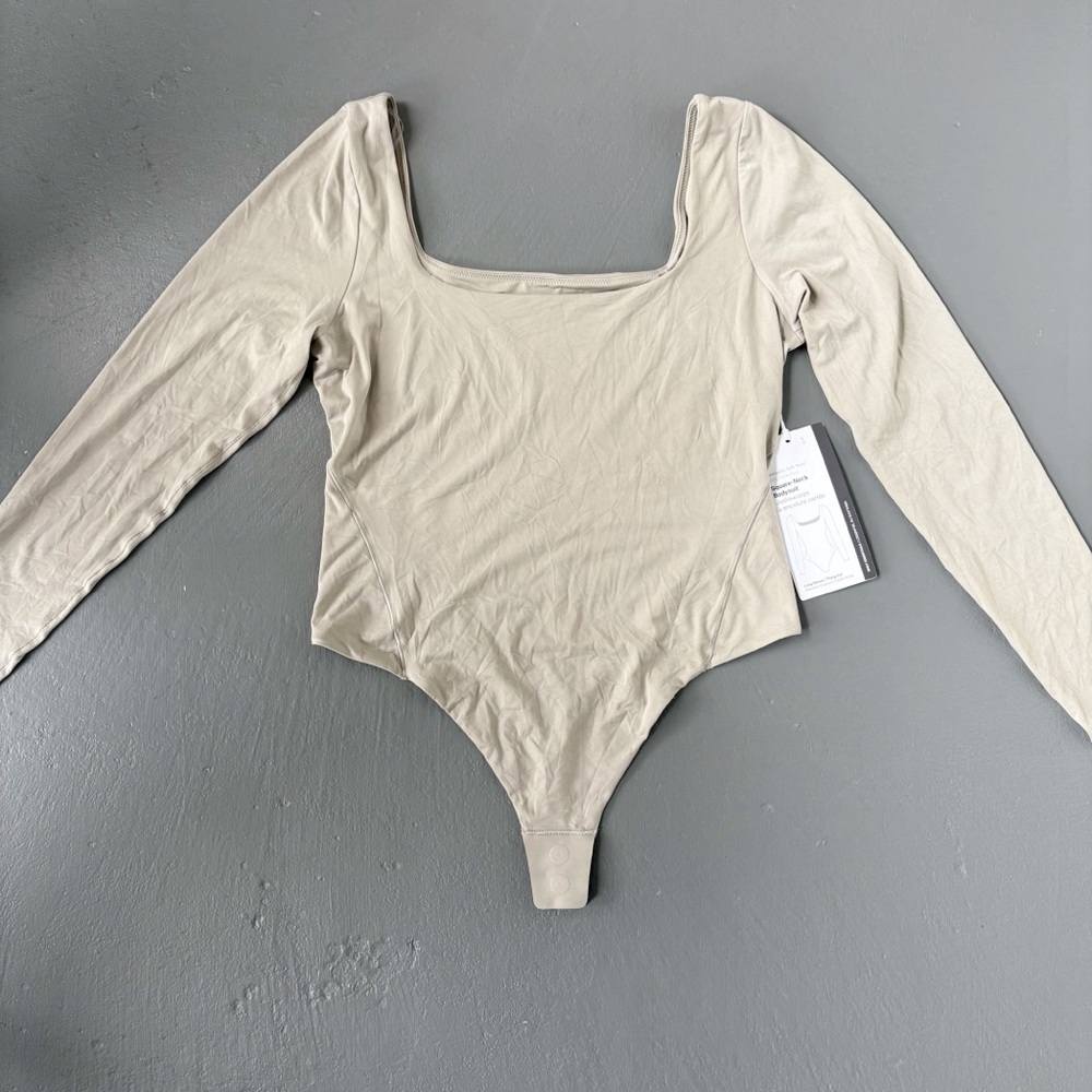 Lululemon NWT Nulu Square-Neck Long-Sleeve Bodysuit in Riverstone